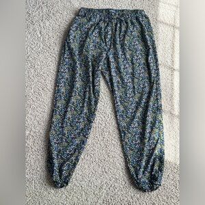 Toad&Co sun kissed jogger, size M. So cute and comfortable! EUC